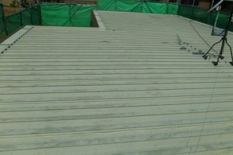 折半屋根施工前