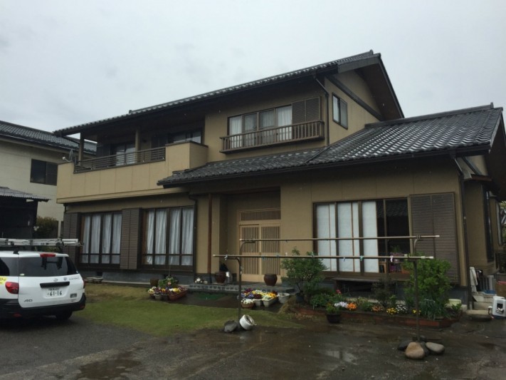 瓦屋根